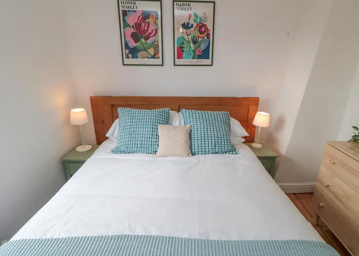 6 Clarence Place Holiday home *