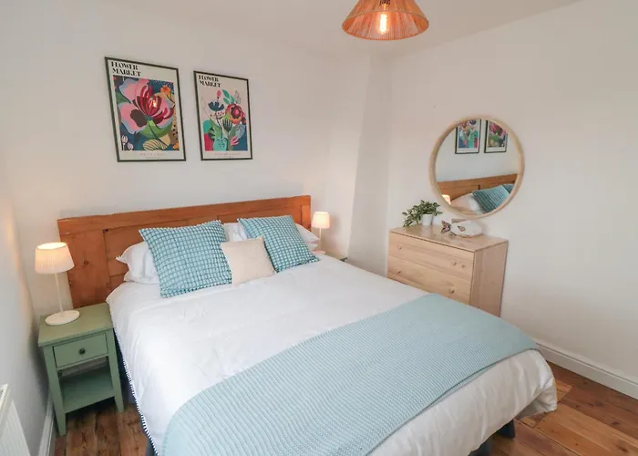 6 Clarence Place Whitby