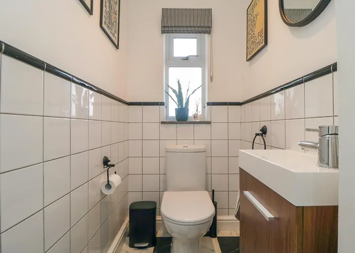 6 Clarence Place Whitby